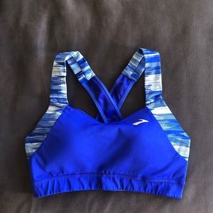Brooks Uplift Crossback Sports Bra in Blue